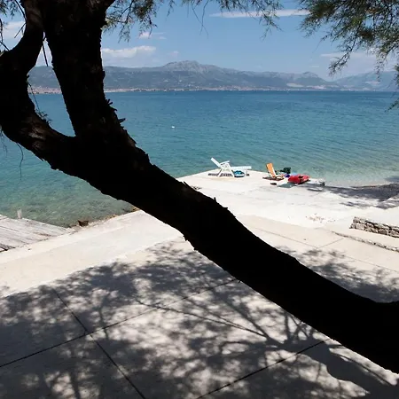A 4 W Big Terrace Sea View & Close To * Trogir